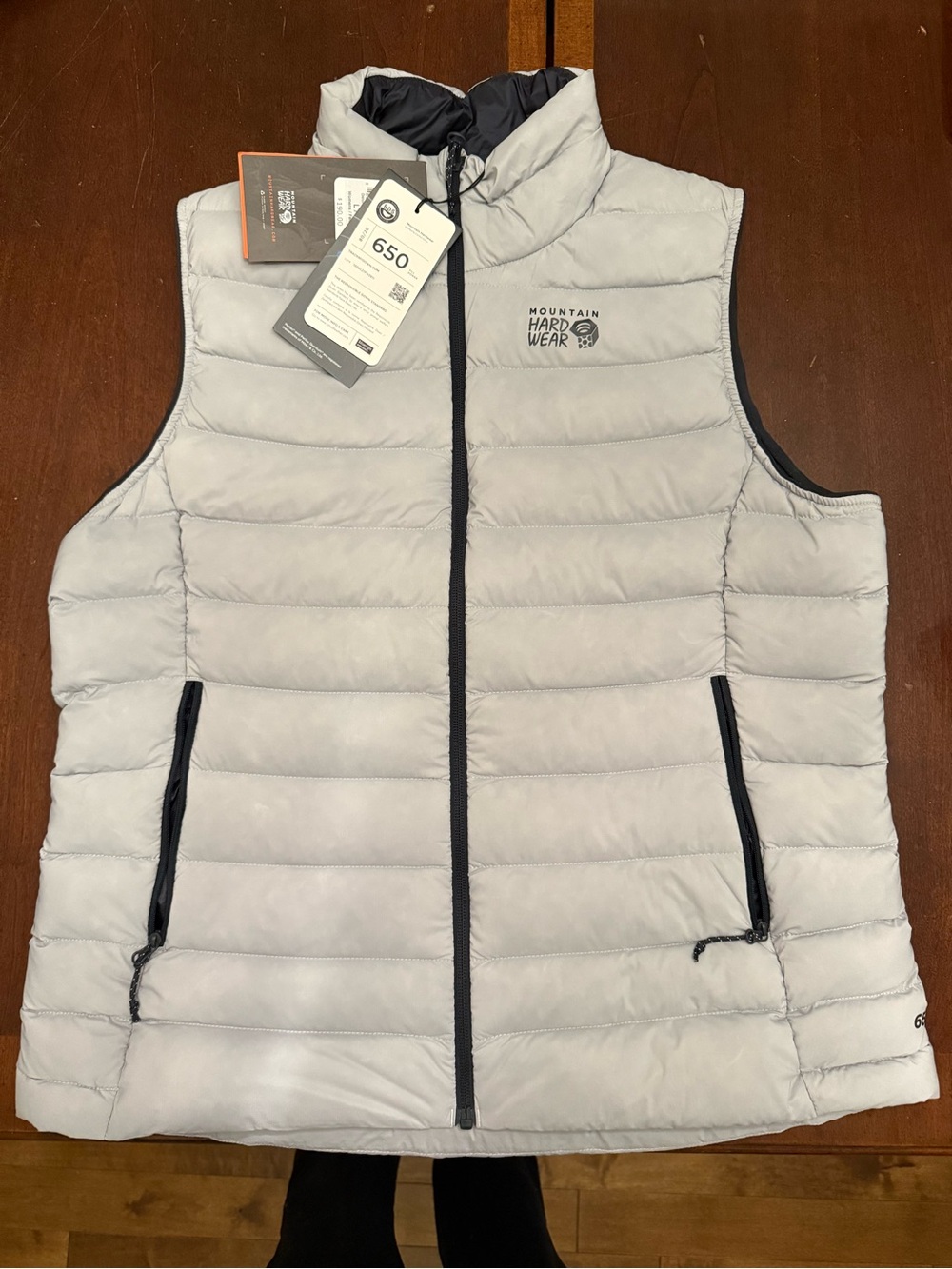 Mountain Hardwear DELORO Light Gray and Black Down Vest